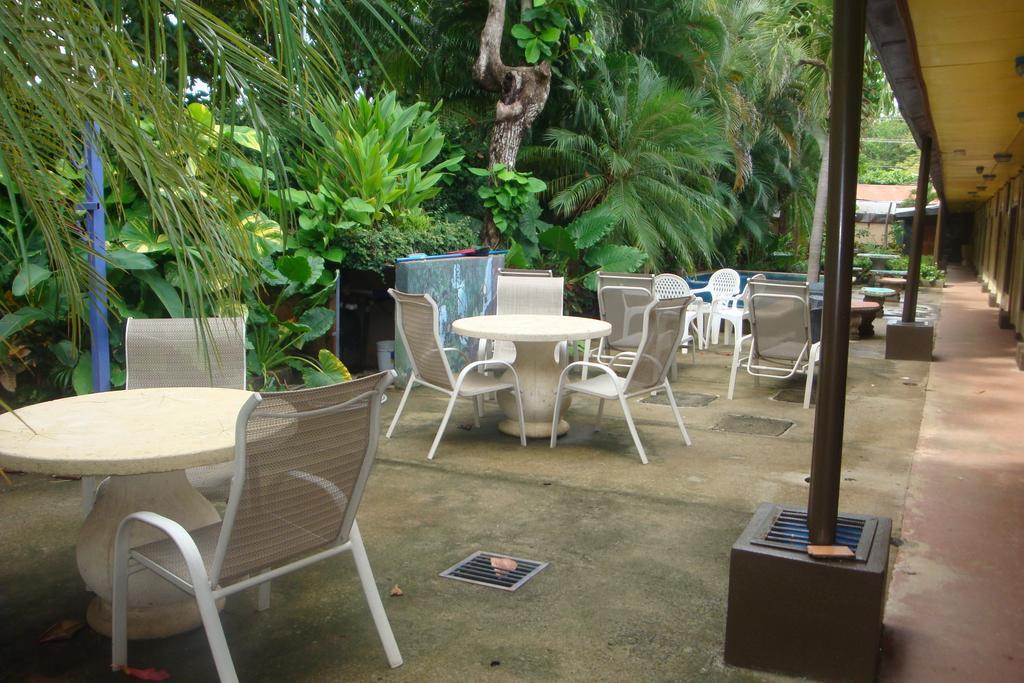 Hotel Savannah Playas del Coco ภายนอก รูปภาพ