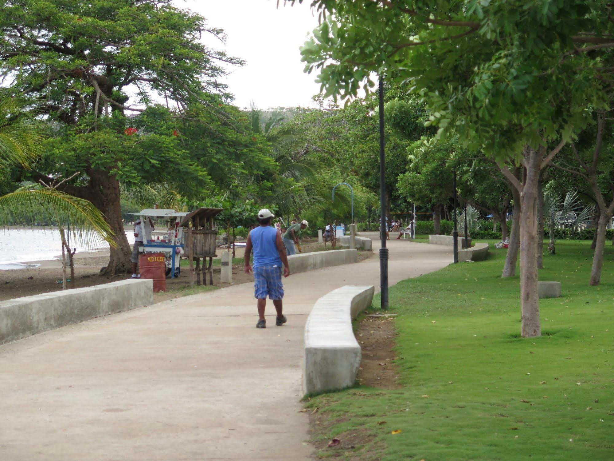 Hotel Savannah Playas del Coco ภายนอก รูปภาพ