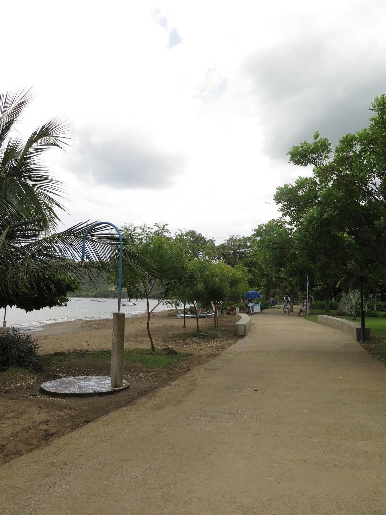 Hotel Savannah Playas del Coco ภายนอก รูปภาพ
